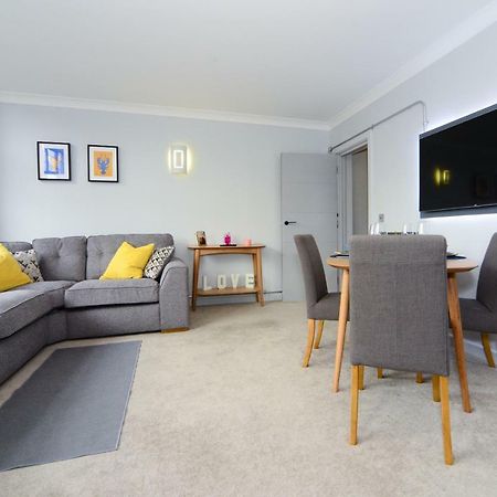 Beautiful Apartment Near Bournemouth, Poole & Sandbanks Εξωτερικό φωτογραφία